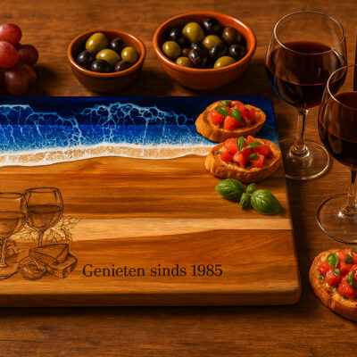 Snijplak Zee product Italie meesterbrander-serveerplank-epoxy-stranddesign-36x25-01.jpg