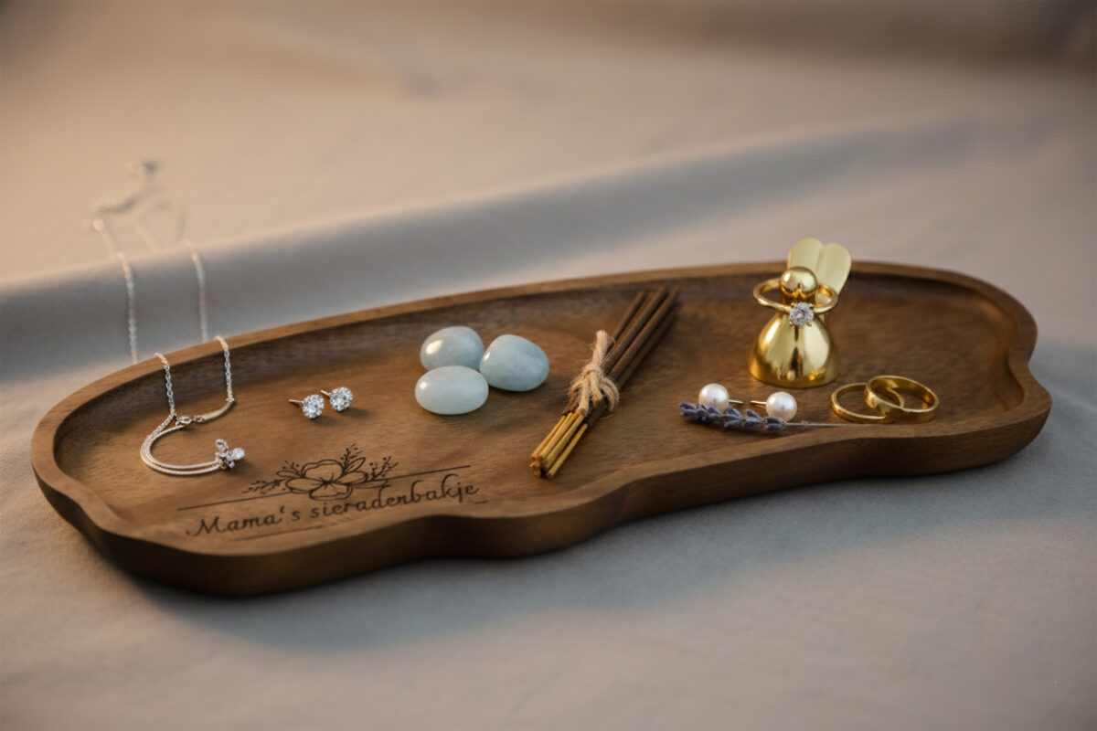 Houten schaaltje voor mama voor horloge en parfum, stijlvol opbergschaaltje voor dagelijkse spullen