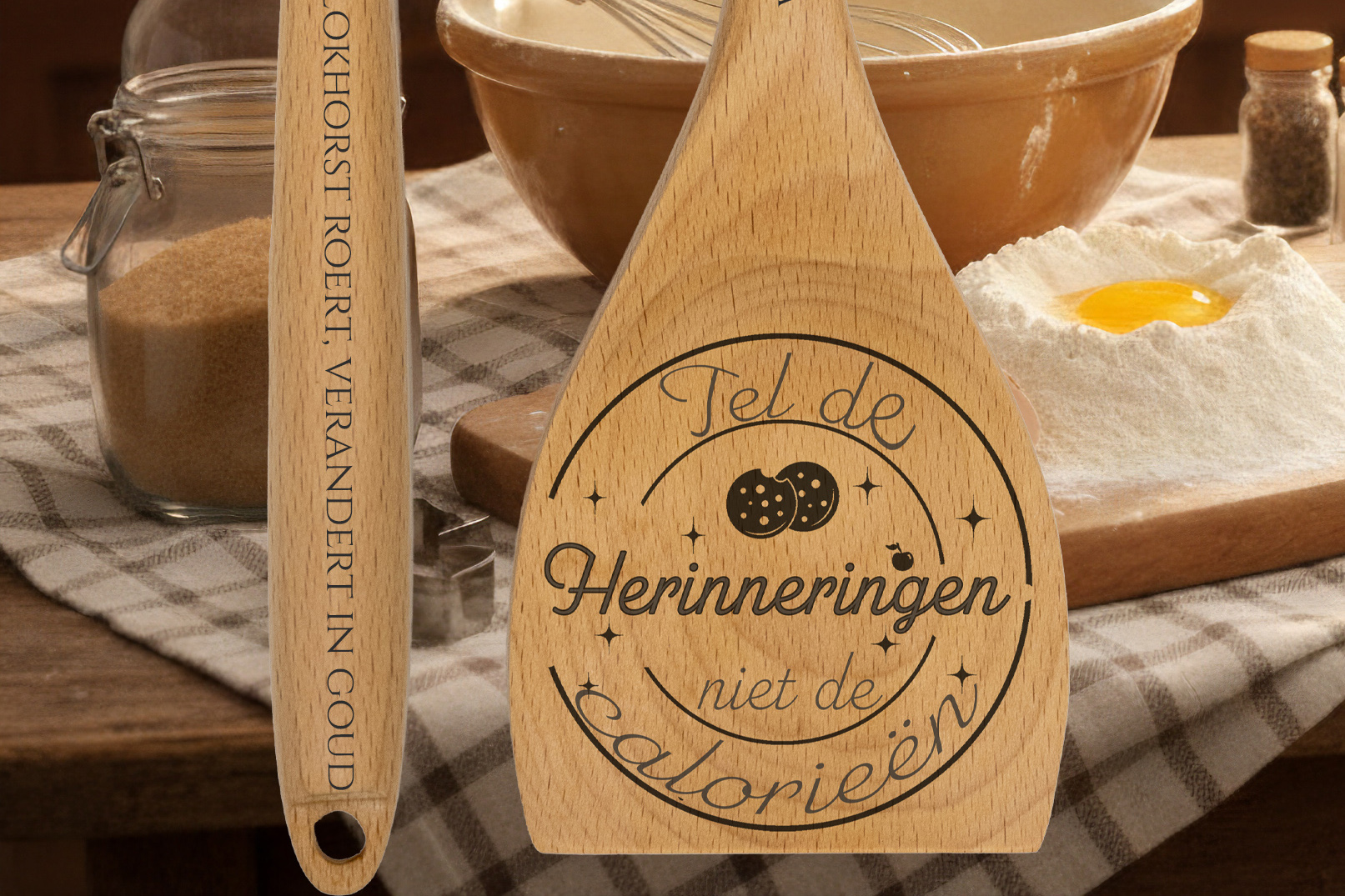 Houten opschep- en roerlepel met eigen tekst of naam. Ambachtelijk gegraveerd. Uniek cadeau voor mama, papa of oma.