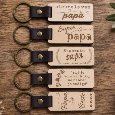Houten Sleutelhanger met kindernamen voor papa is het vaderdag kado van 2026