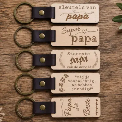 Houten Sleutelhanger met kindernamen voor papa is het vaderdag kado van 2026